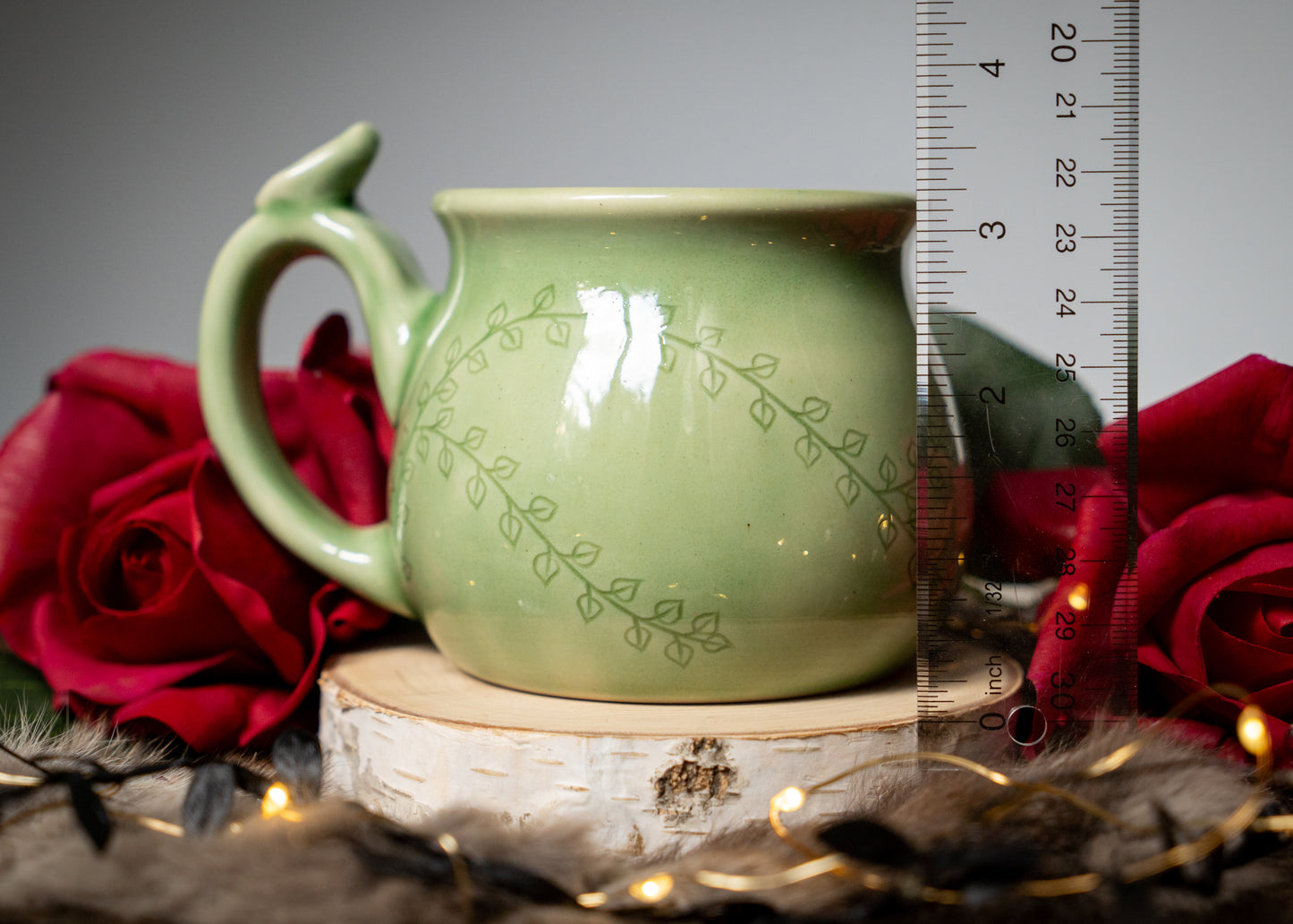 Celadon Spring Ivy Mug with Thumb-rest