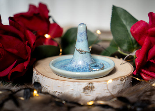 Crystal Lake Ring Holder