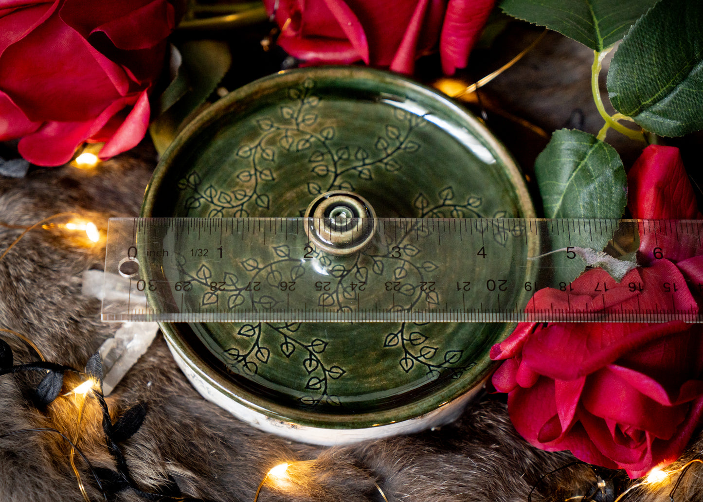 Evergreen Ivy Stick Incense Holder