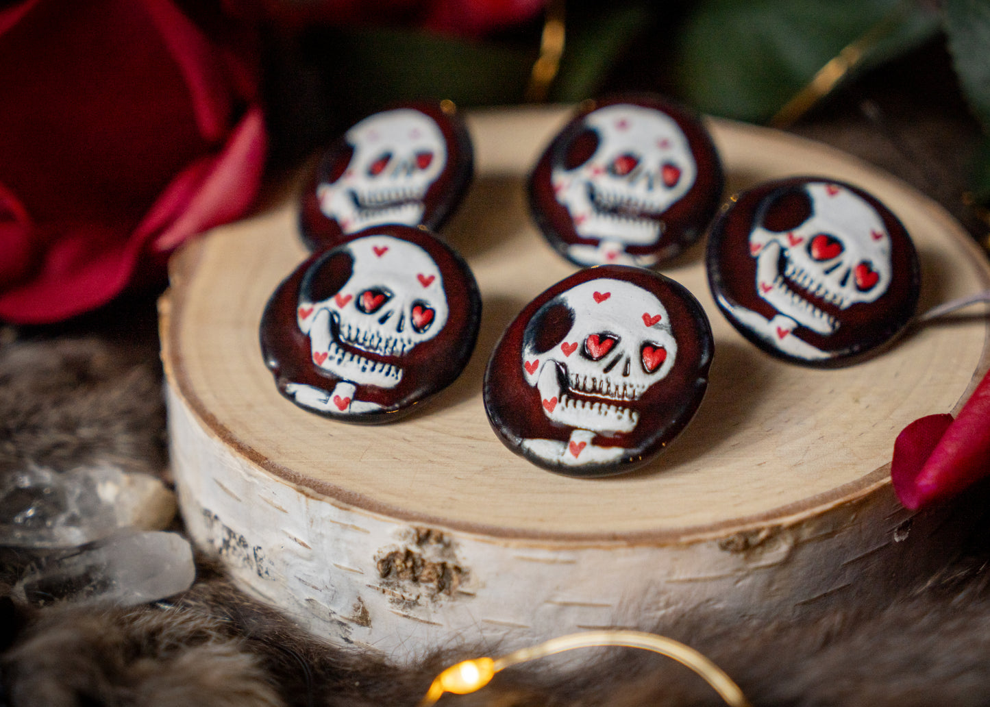 Lovestruck Skull Pin