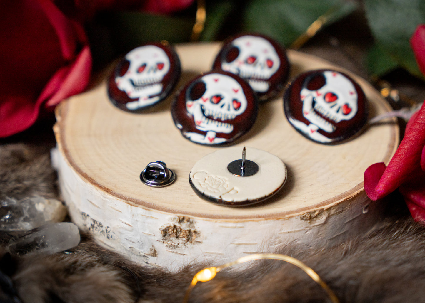 Lovestruck Skull Pin