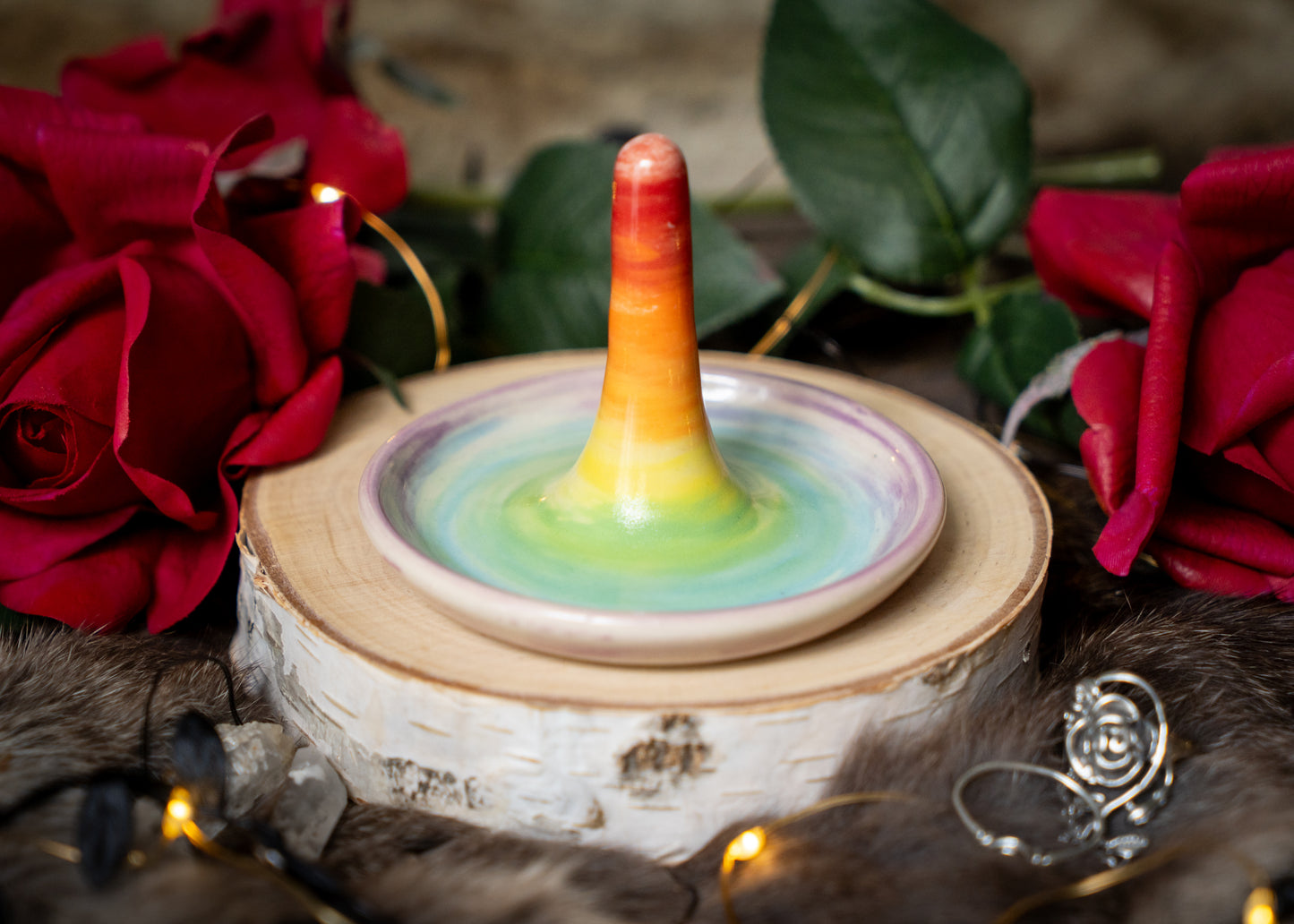 Small Rainbow Swirl Ring Holder