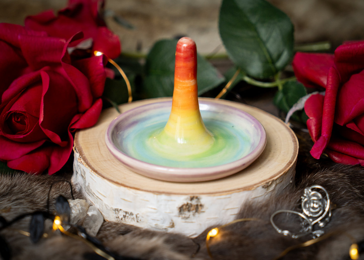 Small Rainbow Swirl Ring Holder