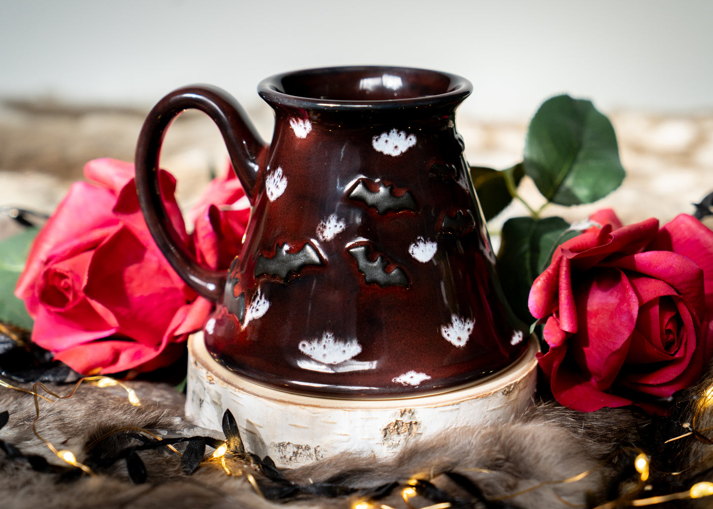 Red Skies Cloud of Bats Shortie Stein