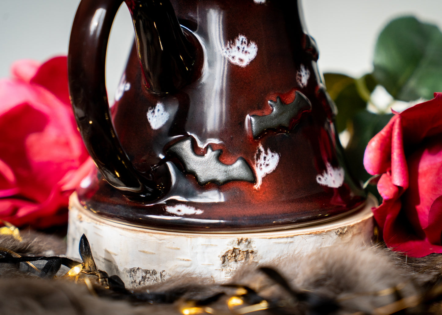 Red Skies Cloud of Bats Shortie Stein