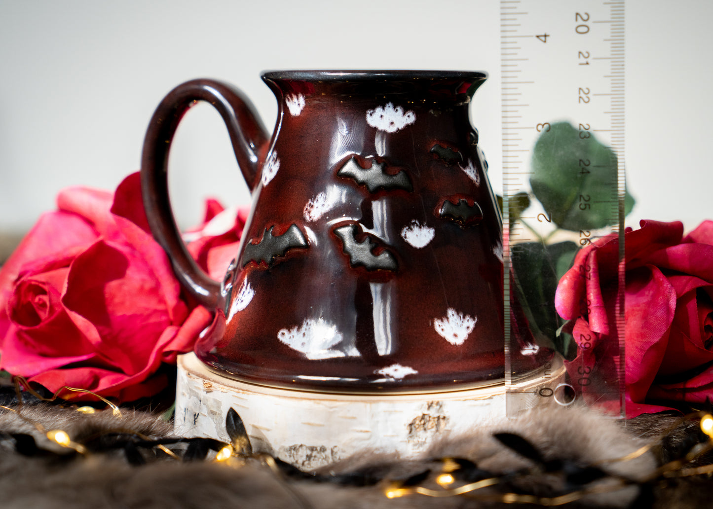 Red Skies Cloud of Bats Shortie Stein