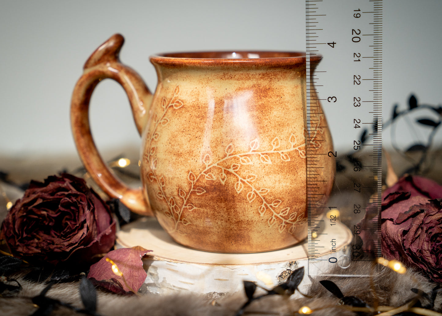 Autumn Ivy Mug with Thumb-rest