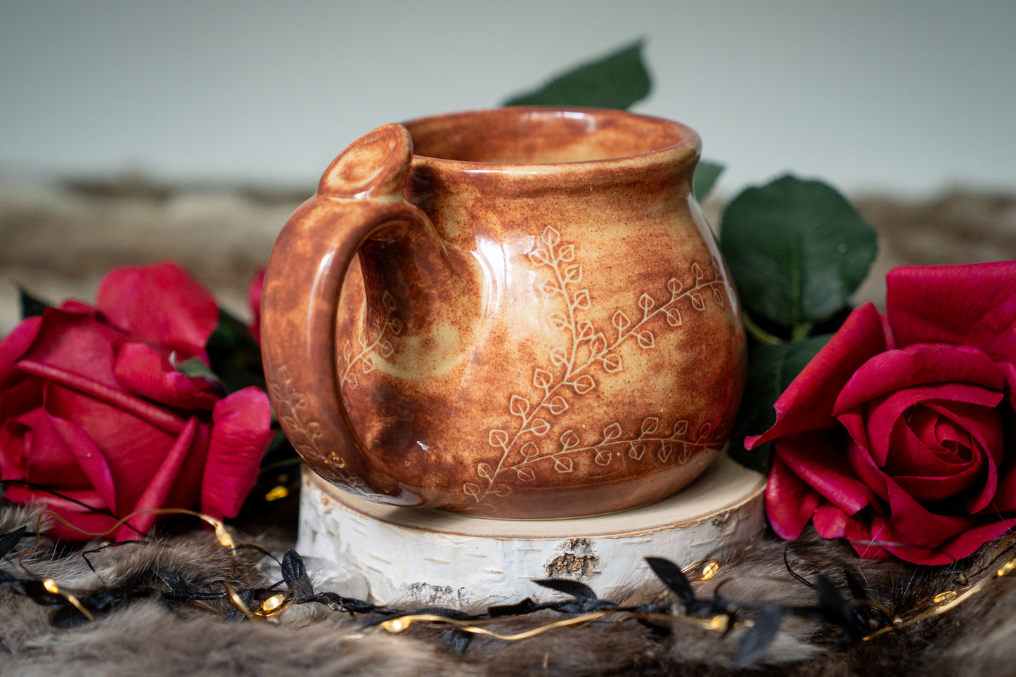 Autumn Ivy Mug with Thumb-rest