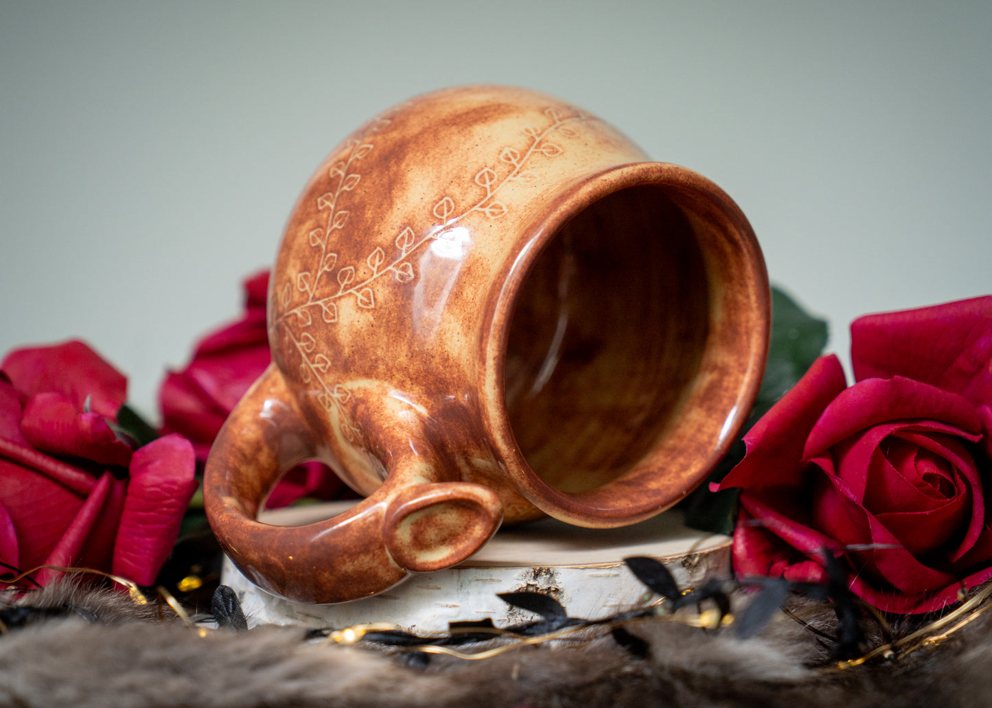 Autumn Ivy Mug with Thumb-rest