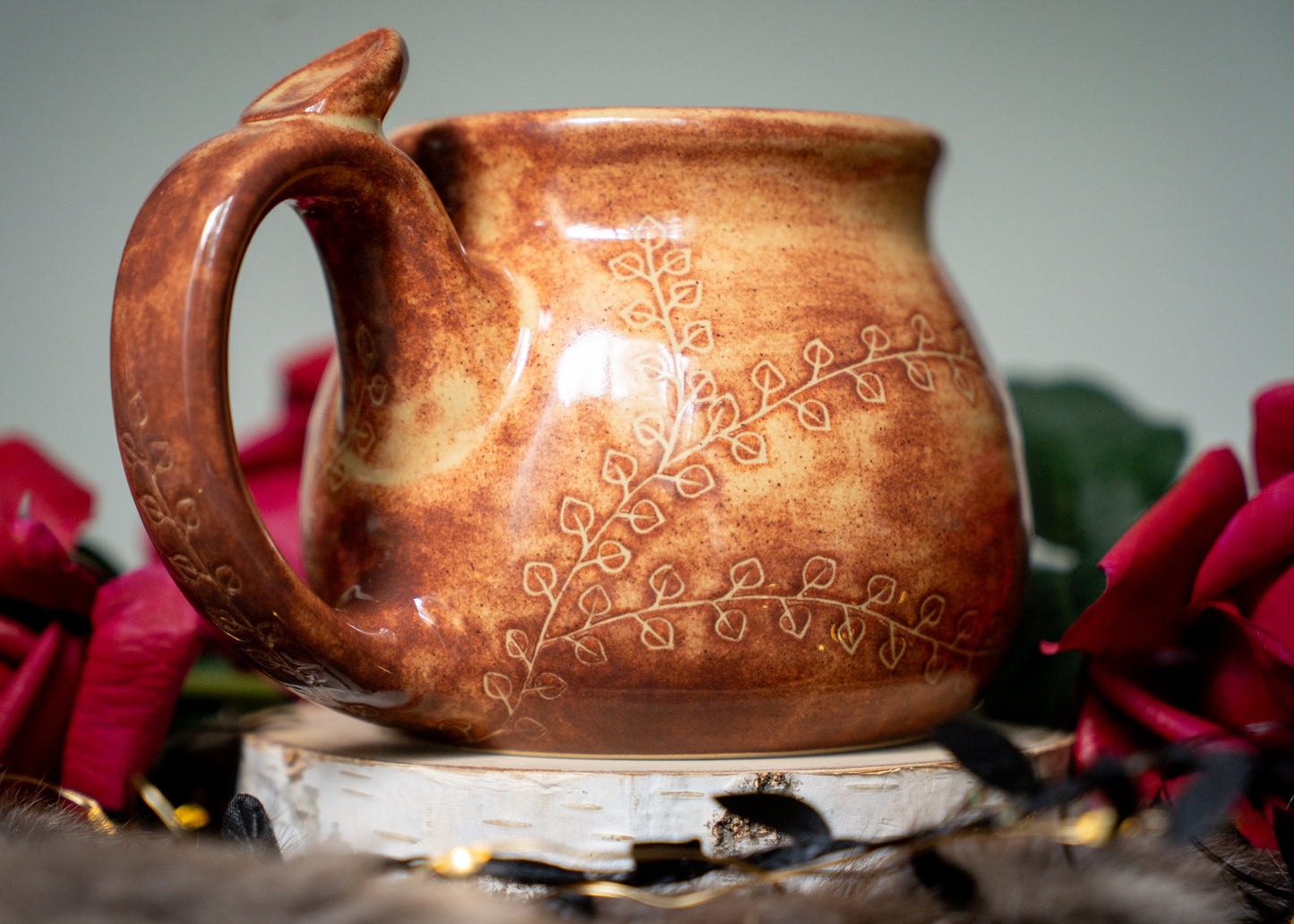 Autumn Ivy Mug with Thumb-rest