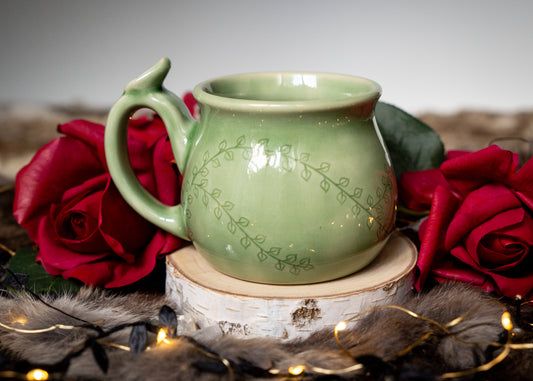 Celadon Spring Ivy Mug with Thumb-rest