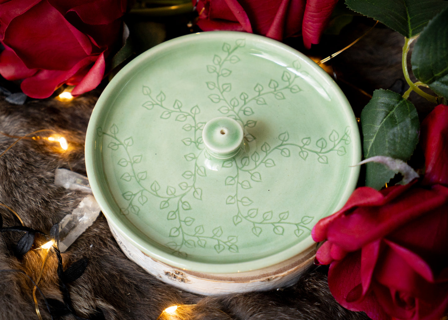 Celadon Spring Ivy Stick Incense Holder
