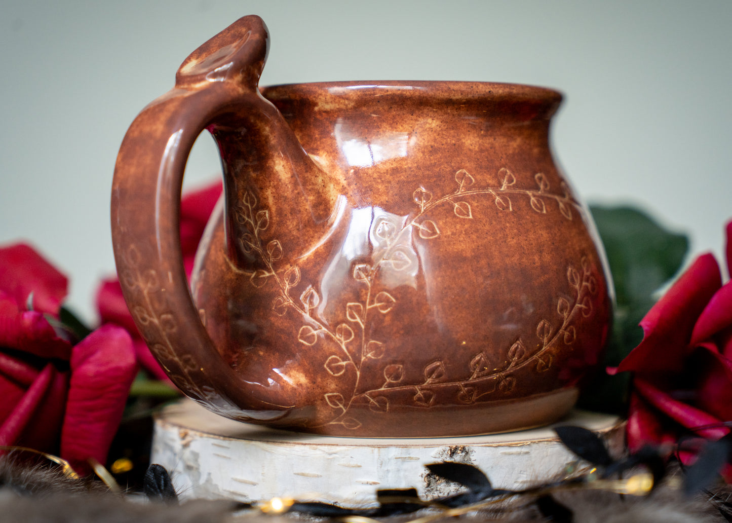 Extra Crispy Autumn Ivy Mug with Thumb-rest