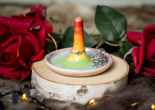 Small Rainbow Swirl Ring Holder