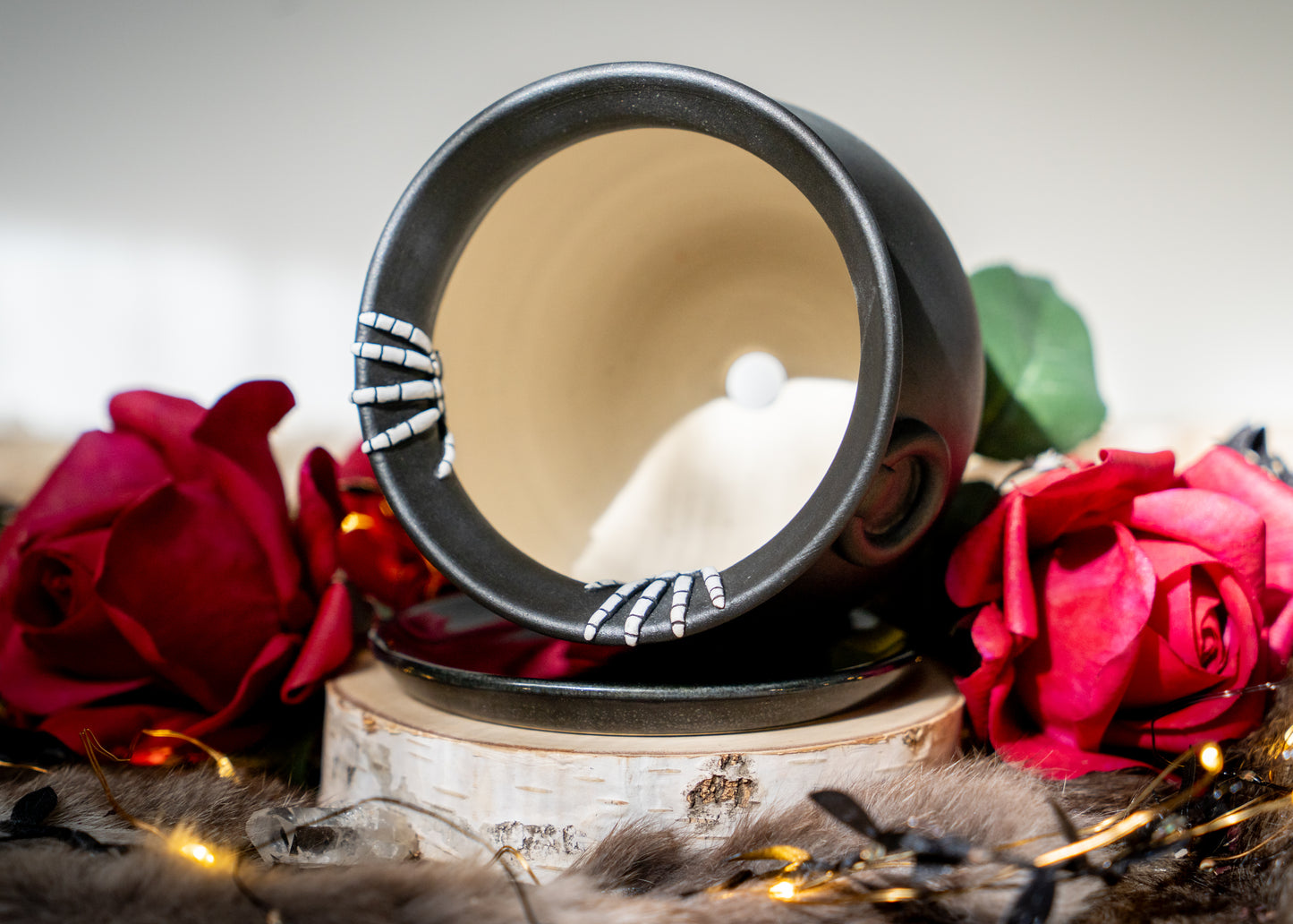 Double Skeleton Hand Cauldron Planter With Glittery Black Drip Dish