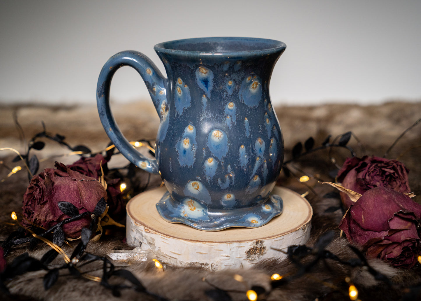 Starry Night Ruffle Mug