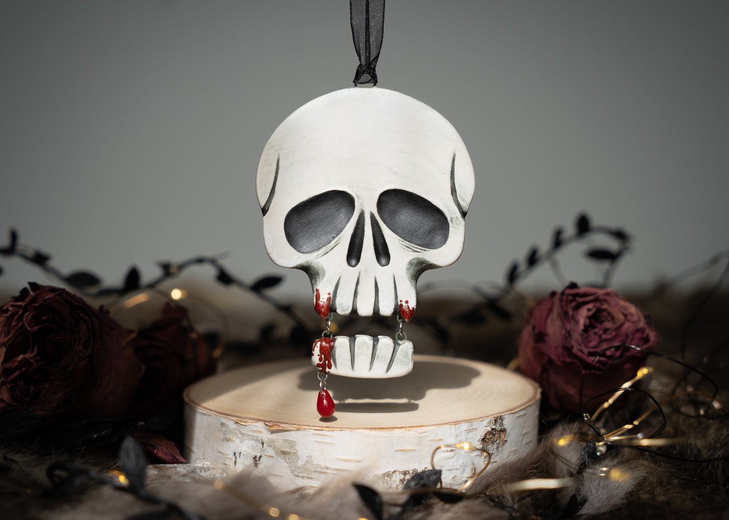 Vampire Skull With Hanging Jaw and Drip Ornament