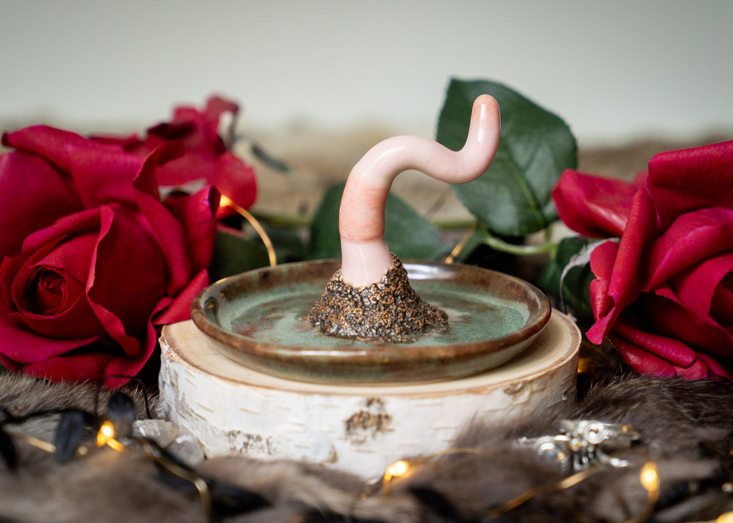 Extra Long Wiggly Worm Ring Holder